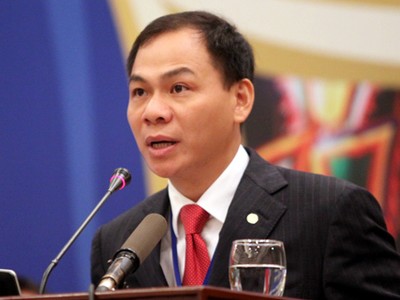 Ông Phạm Nhật Vượng, Chủ tịch HĐQT Tập đoàn Vingroup: "Sau sự kiện sáp nhập Công ty Vinpearl vào Công ty Vincom và chính thức áp dụng mô hình tập đoàn, có thể nói Vingroup đã bước sang một giai đoạn phát triển mới. Việc có một tổng giám đốc có kinh nghiệm